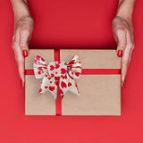 Red Heart Printed Valentine'S Day Burlap Ribbon Wired Edge Ribbon- 2.5