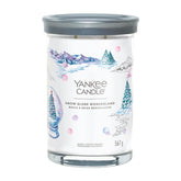 Yankee Candle Signature Large Tumbler Candle | Snow Globe Wonderland | Eucalyptus Scented | Double Natural Fibre Wicks | Modern Style | Christmas Occasion