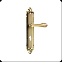 Door Knobs & Handles