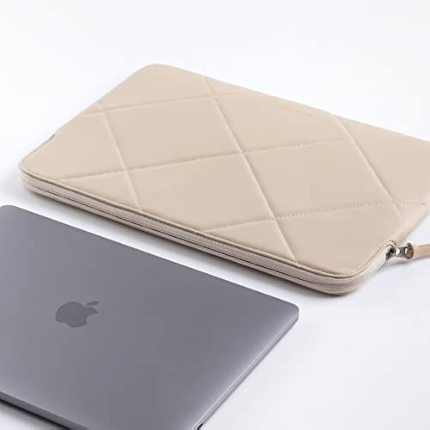 Slim Cute Laptop Sleeve 13 Inch 14 Inch Compatible For Macbook Air M4 2025, Macbook Pro 13"-14" M4 M3 M2 M1, Quilted Faux Leather Computer Carrying Mac Case, Beige