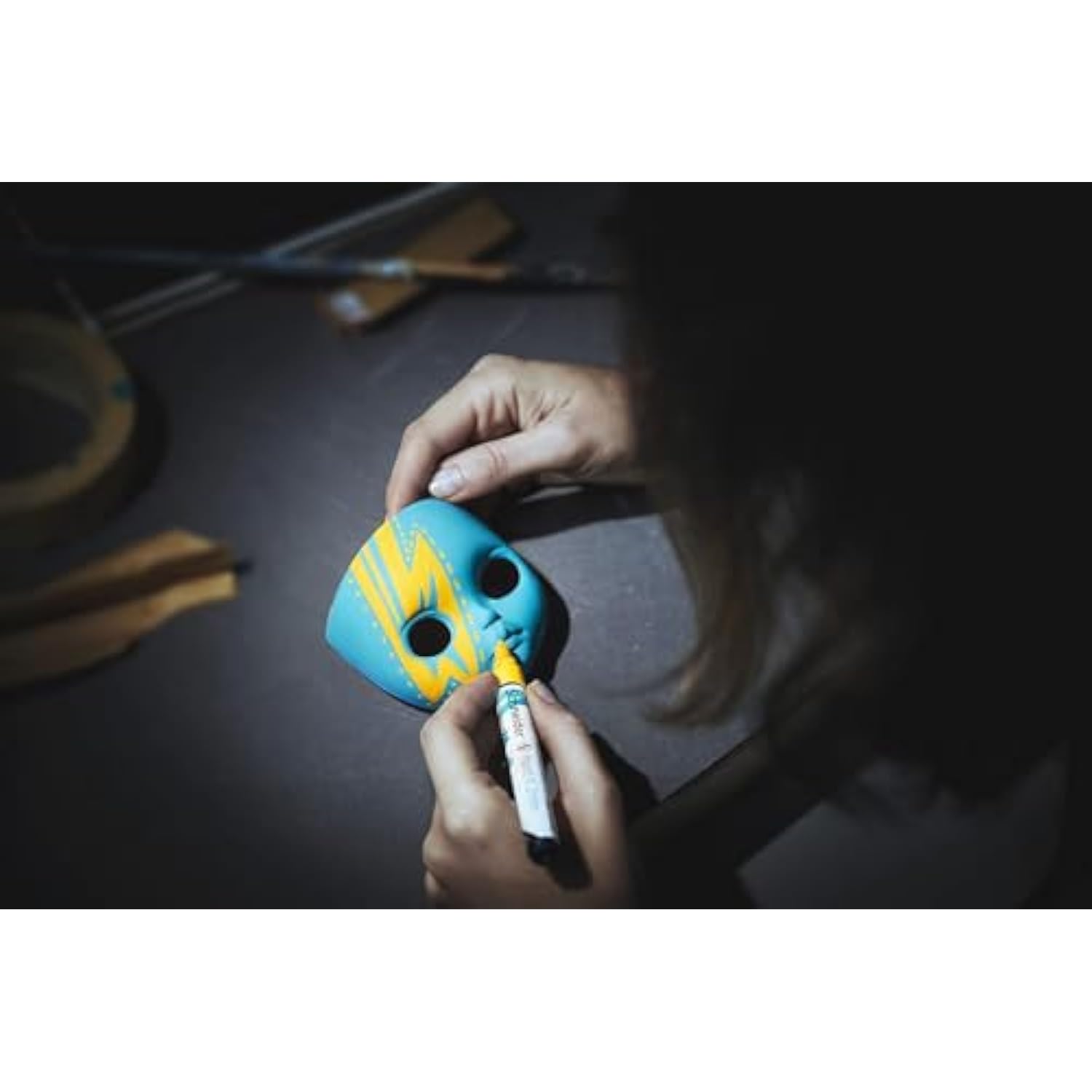 Schneider Paint-It 310 Acrylic Marker Pen Set - 2Mm Round Bullet Tip - High Coverage - Gift Box Pack Of 5 Pens (Christmas)