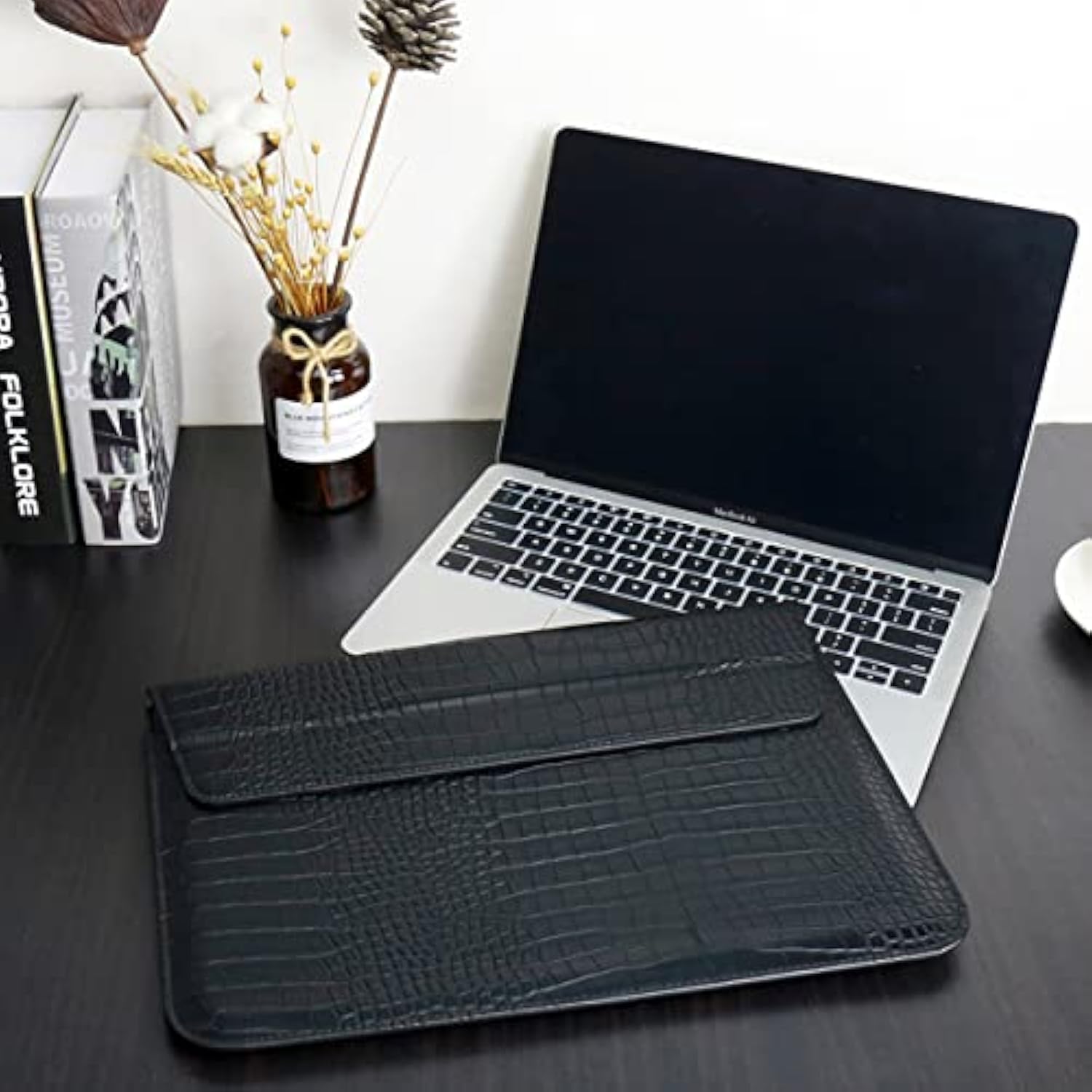 Laptop Sleeve For 2025-2023 Macbook Air 15 Inch M4 A3241 M3 A3114 M2 A2941 Pro 14 A2442 A2779 A2918 A3112 A3185 A3401 2024-2021 Pu Leather Flap Style Case Notebook Bag For Mac Pro 15, Black