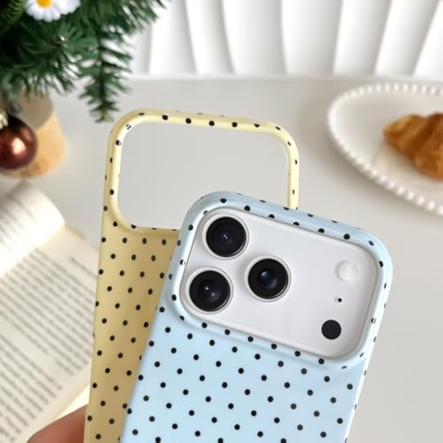 Cute Polka Dot Soft TPU Slim Shockproof Phone Case for iPhone 17 Pro - Blue
