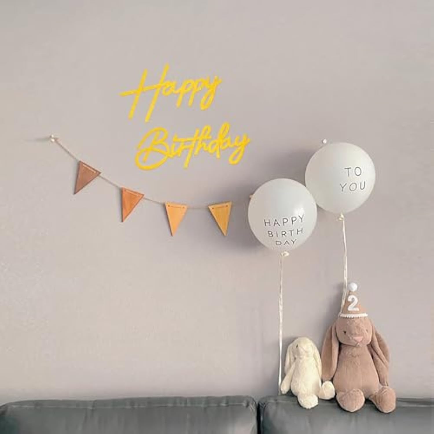 Happy Birthday Sign For Backdrop - 17.5 Inch Glitter Felt Birthday Party Letters Sign For Men, Boys & Girls, Wall Photo Prop & Balloon Arch Backdrop Decorations - Glitter Gold