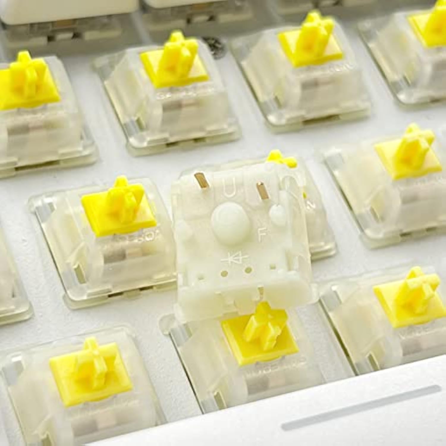 Gateron Ks-3X1 Pro Milky Yellow Pre Lubed Switch 5-Pin Linear Switch Compatibl