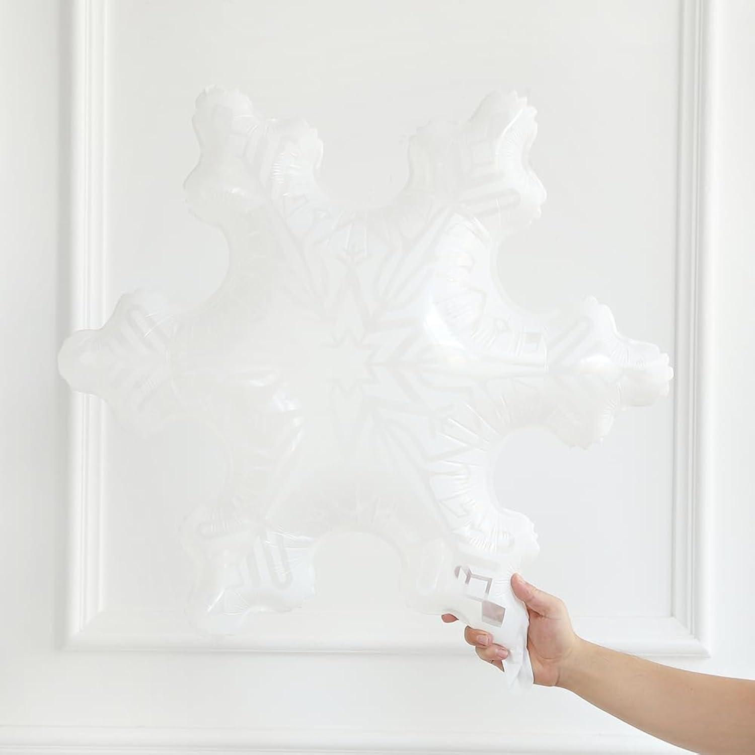 White Snowflake Balloon Garland Arch Kit-Snowflake Balloon With Silver White Latex Balloons Set For Winter Wonderland Holiday Christmas Baby Shower Snow Princess Birthday Party Decorations