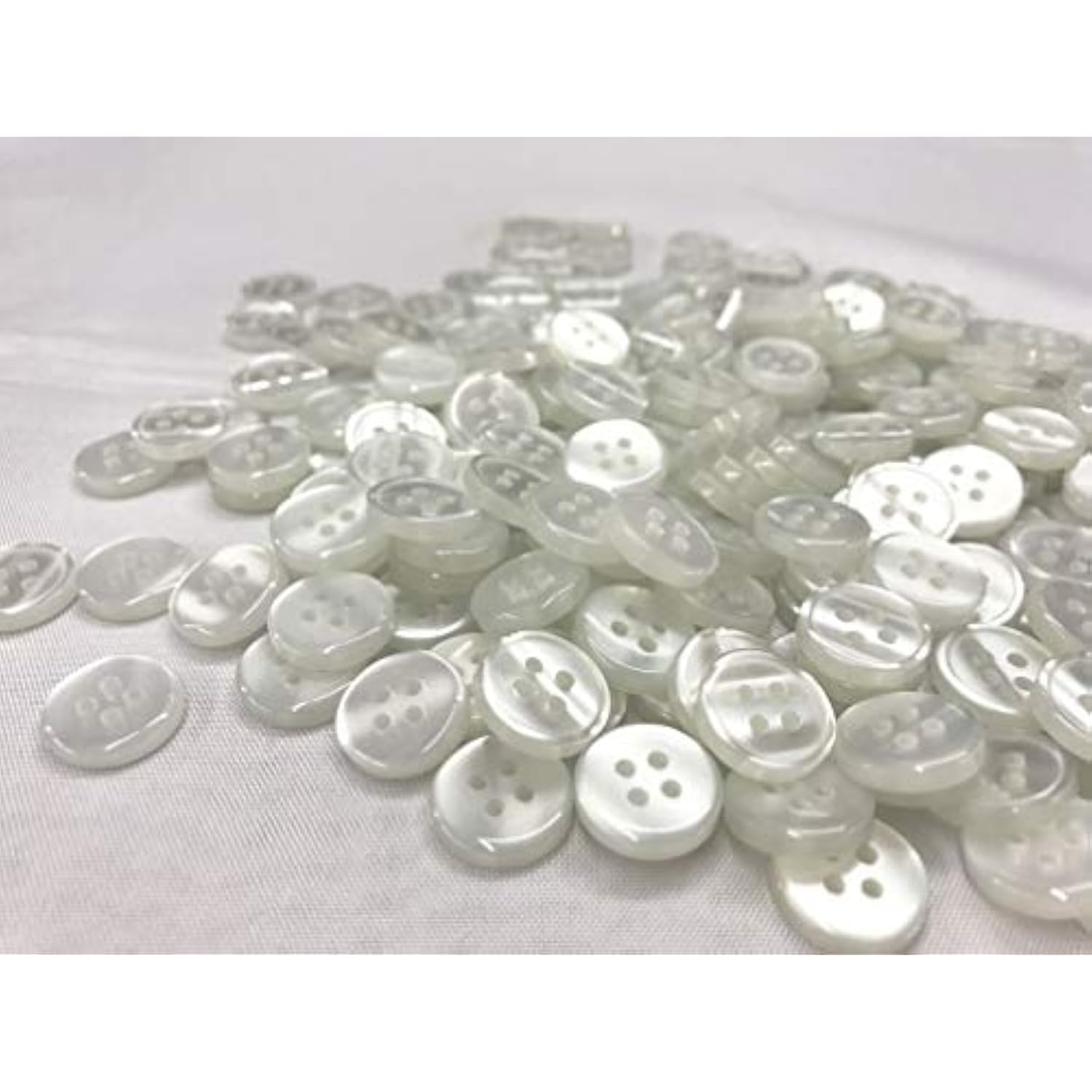 15Mm. Mix Colors Black,Off-White,Transparent 4 Holes Standard Shirt Bu