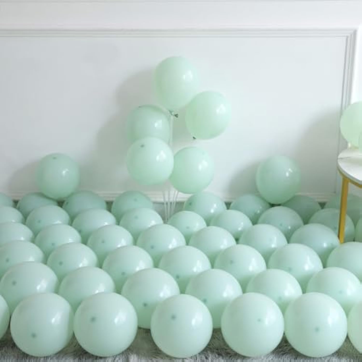 136Pcs Dusty Green Blue Balloon Garland Arch Kit Green Ash Mist Green