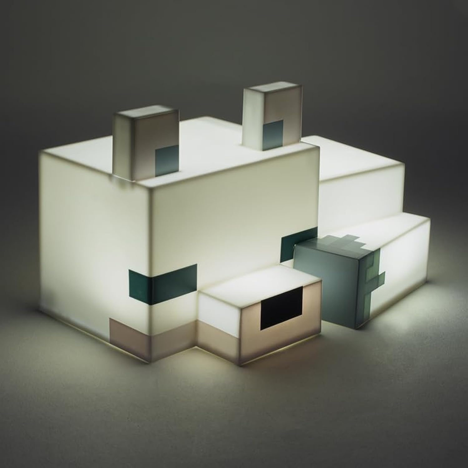 Minecraft Arctic Fox 3D Night Light, Officially Licensed Cute Lamp, Gift for Boys & Girls, Gaming Room Accessories and Bedroom Décor, Battery Powered | Paladone