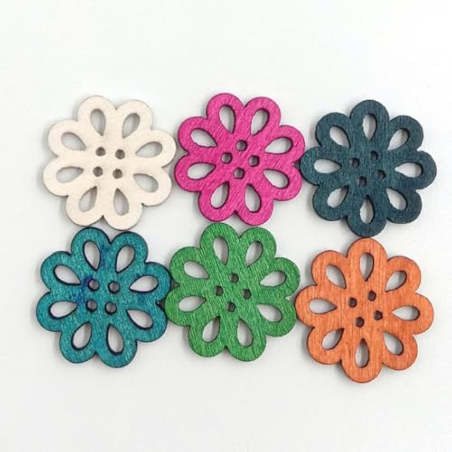 100Pcs Wooden Craft Buttons Vintage Cartoon Daisy Buttons 4 Holes Sewi