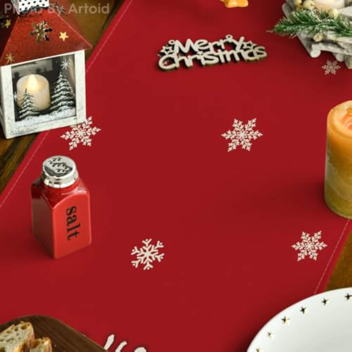 Red Xmas Pine Snowflake Merry Christmas Table Runner, Seasonal Winter Kitchen Dining Table Decoration For Home Party Decor 13X72 Inch