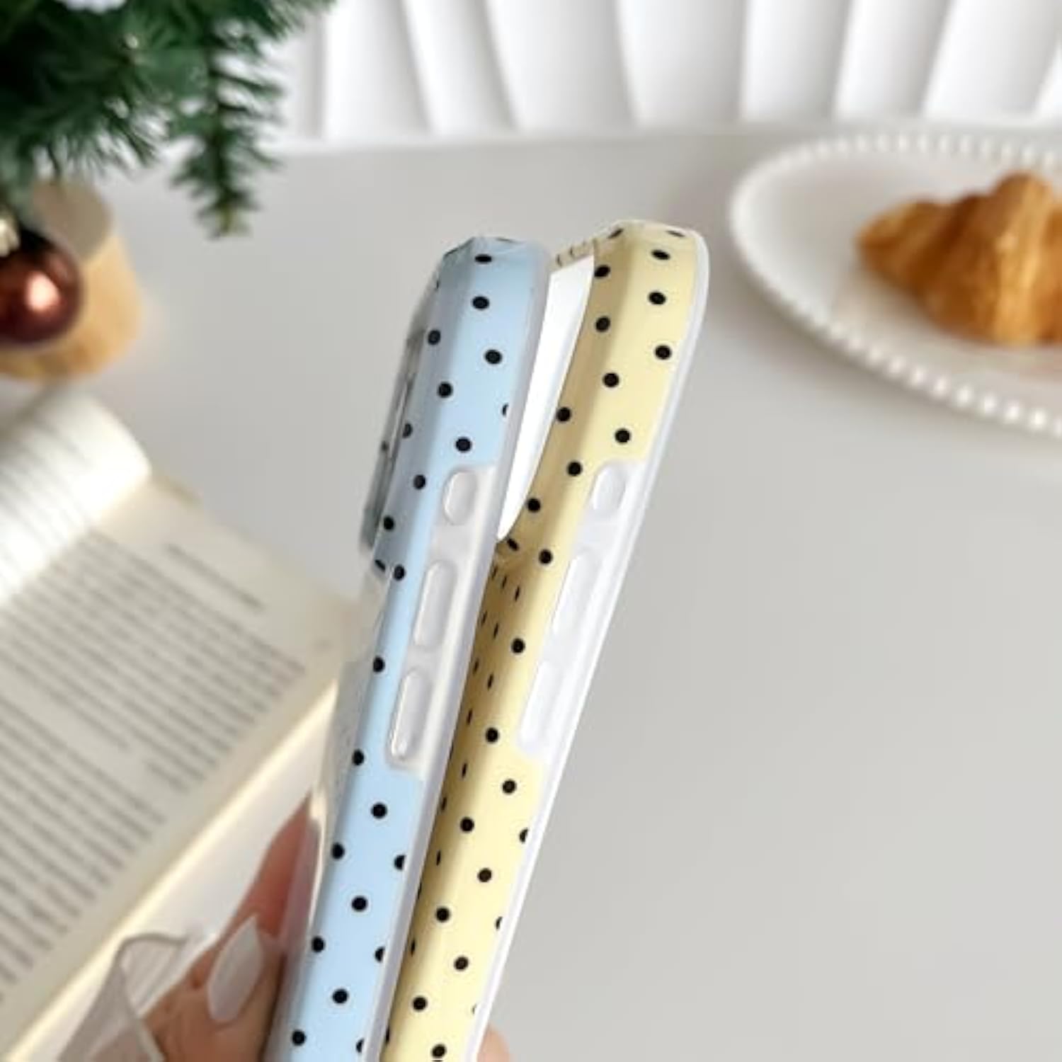 Cute Polka Dot Soft TPU Slim Shockproof Phone Case for iPhone 17 Pro - Blue