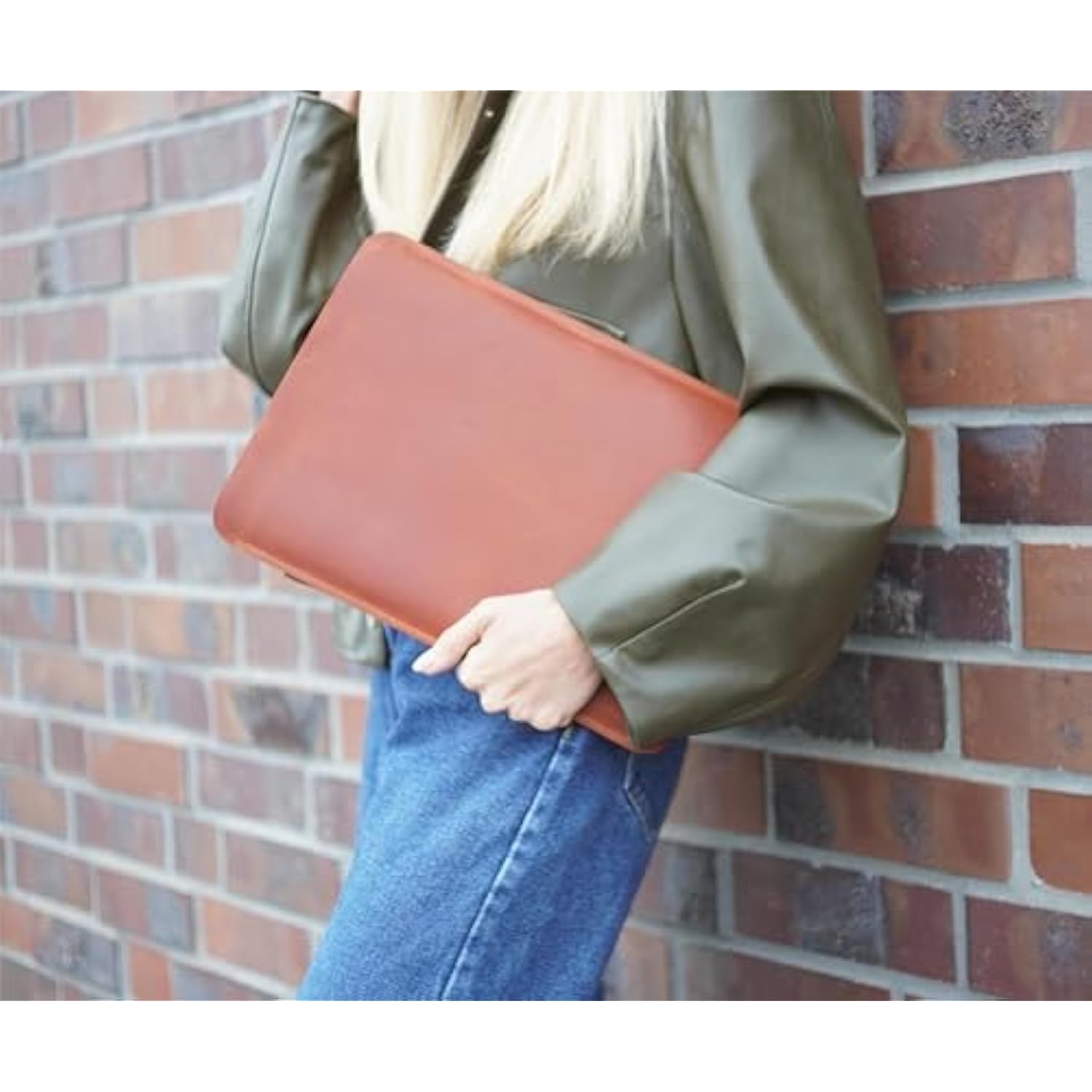 Genuine Vintage Leather Sleeve Case For 13-Inch Macbook Air/Pro 2018-2026 M1 M2 M3 M4 / 13 Macbook Pro M1 M2 M3 M4 Max (2018-2026) (Vertical, Cognaq)