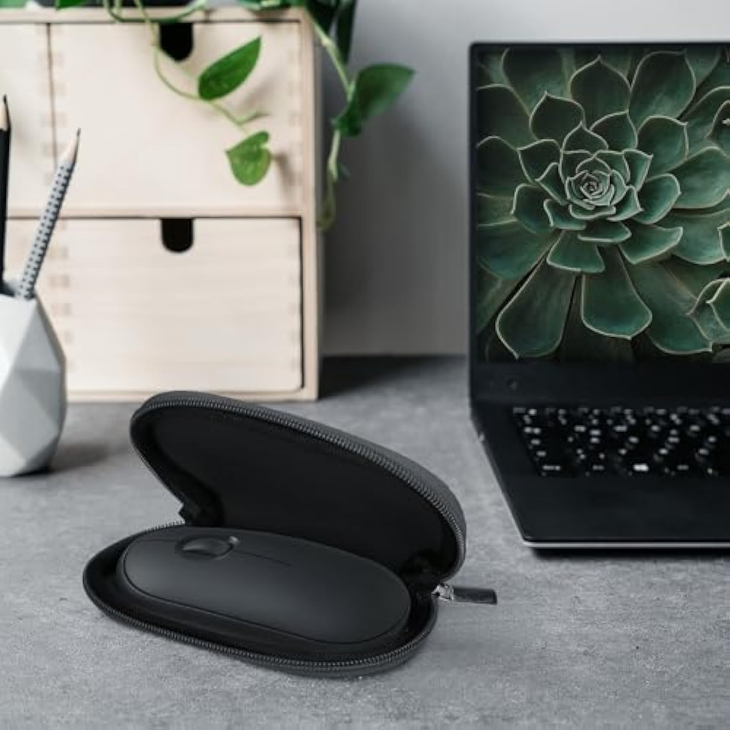 kwmobile Neoprene Case Compatible with Logitech Pebble Mouse 2 M350s / M350 - Case for Mouse Soft Pouch Carry Bag - Dark Grey