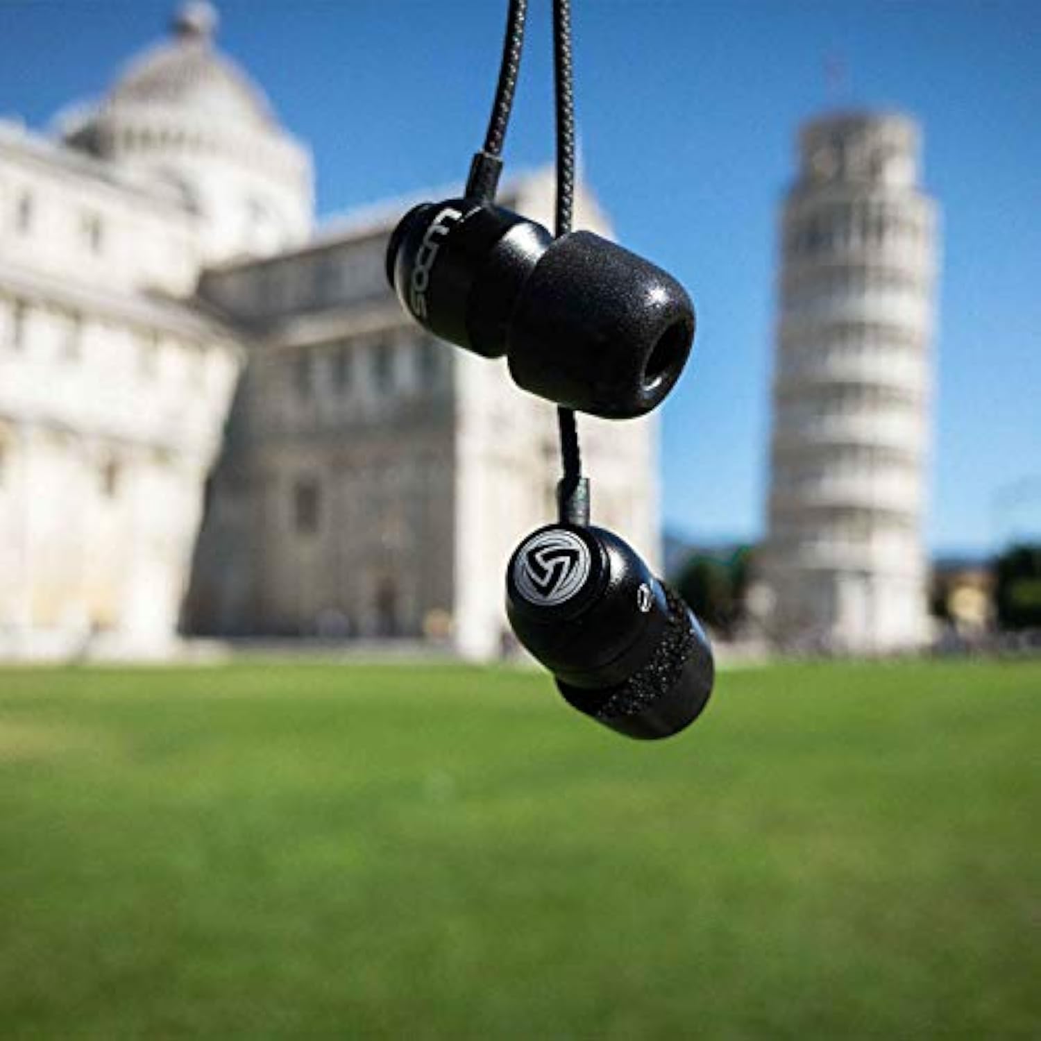 Ludos Clamor Wired Earbuds in-Ear Headphones, 5 Years , Earphones with Microphone, Noise Isolating Ear Buds for School, Kids, Women, Small Ear