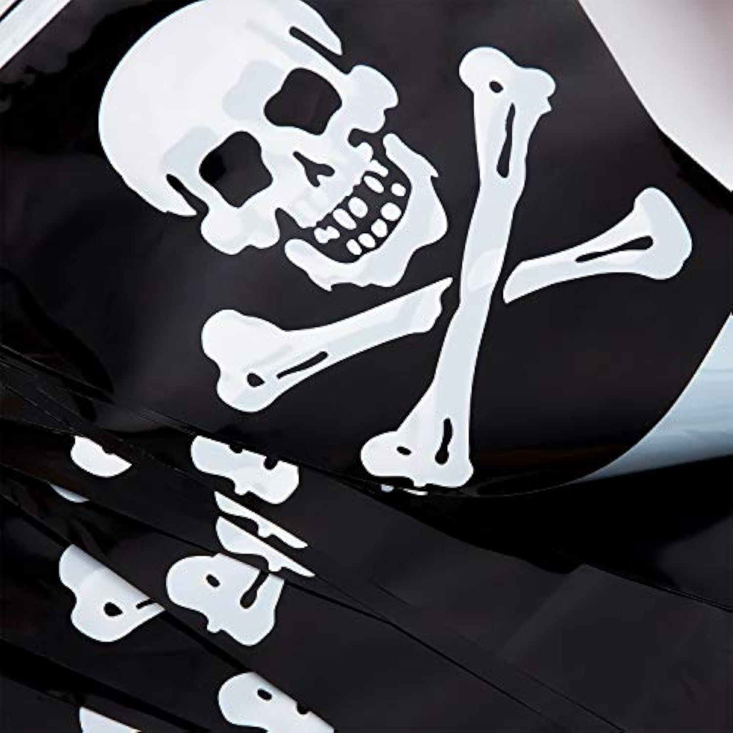 60pcs Pirate Skull Banner — Jolly Roger Flag Pennant for Halloween Party