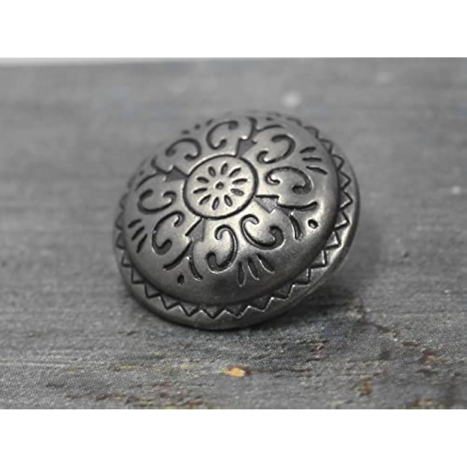 12 Pieces Southwestern Style Flower Pattern Domed Metal Shank Buttons.