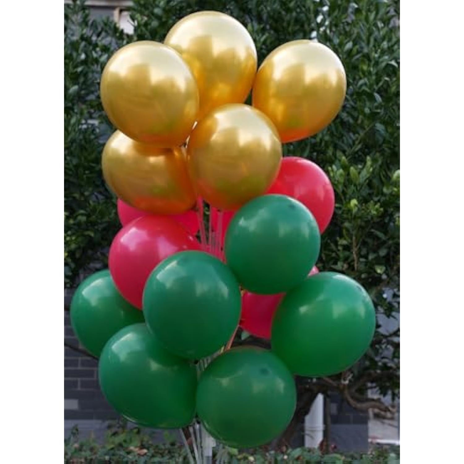 100-Pack 12-Inch Red, Green, and Gold Latex Balloons for Christmas and New Year