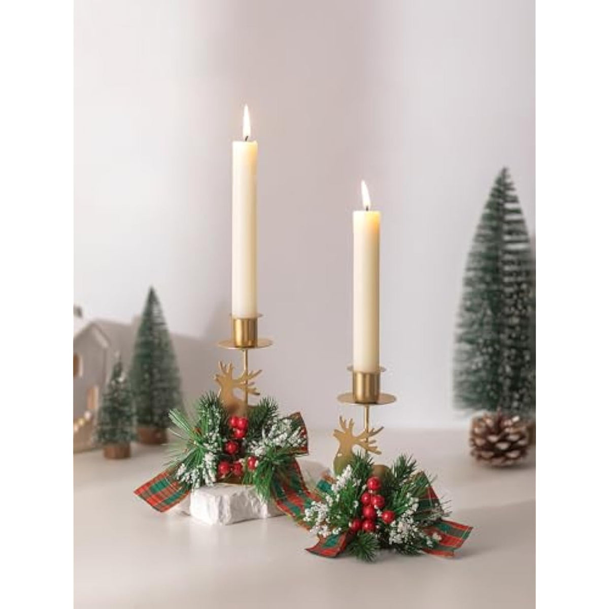Candle Holders Christmas Decor: Gold Reindeer Candlestick Red Berry Decoration For Taper Table Centerpiece Festive Ornaments Mantel Home, Set Of 2