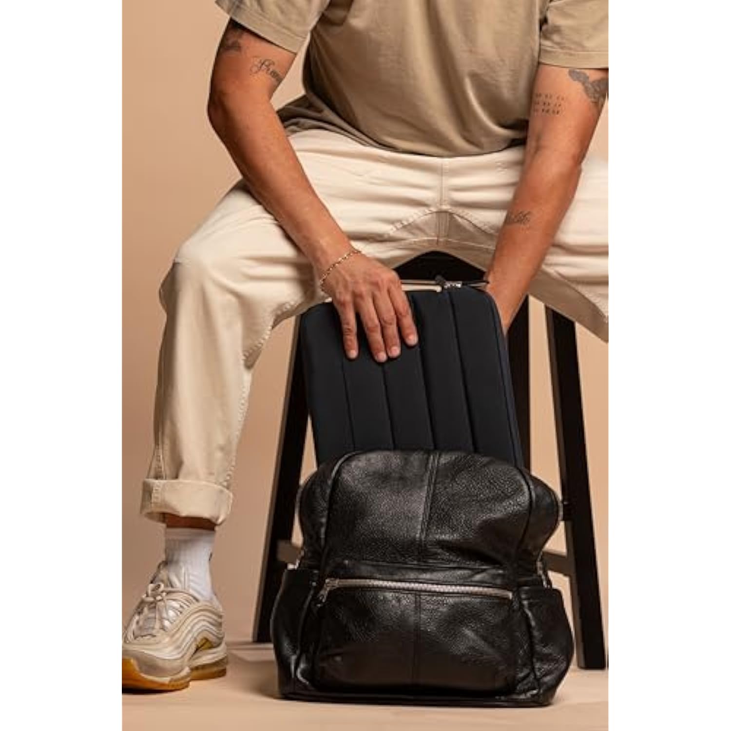 Anecdote Laptop Case 15-16 Inch – A Perfect Laptop Sleeve - Compatible With Macbook Air/Pro 15 Inch M3 M2 M1 Chip Pro Max 2023-2021 – Fits Well, Made Of 100% Nylon With Aesthetic Design (Navy)