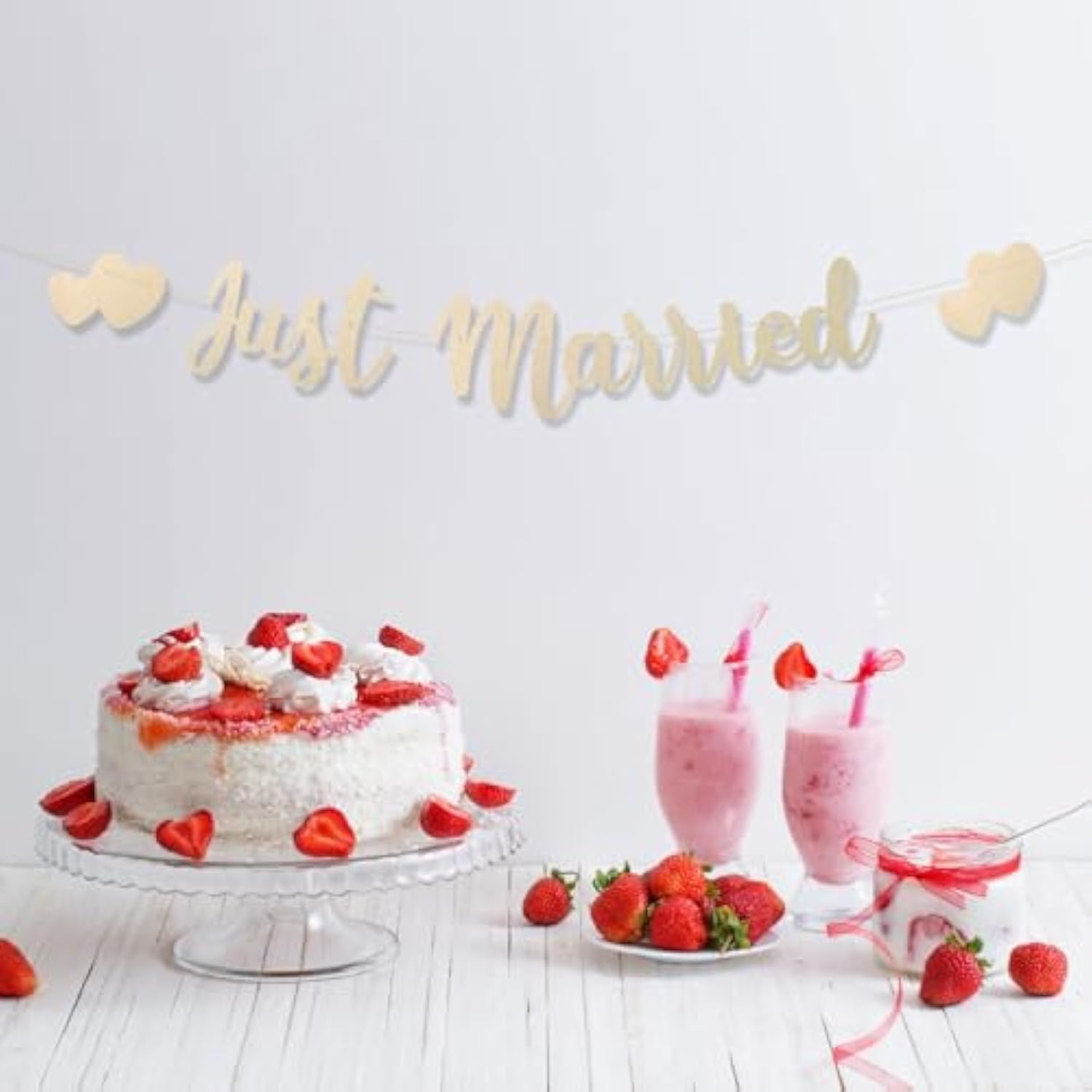 Just Married Banner, Pre-Strung Hearts Wedding Banner Just Married Bunting Sign Mr And Mrs Decor Garland For Wedding Bridal Shower Bachelor Reception Ceremony Party Car Decoration (Champagne Gold)