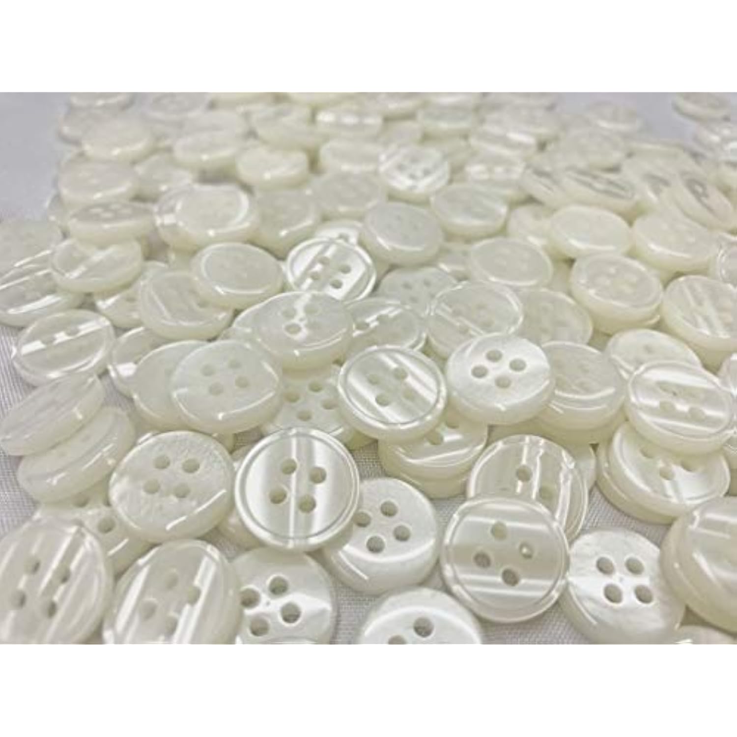 15Mm. Mix Colors Black,Off-White,Transparent 4 Holes Standard Shirt Bu