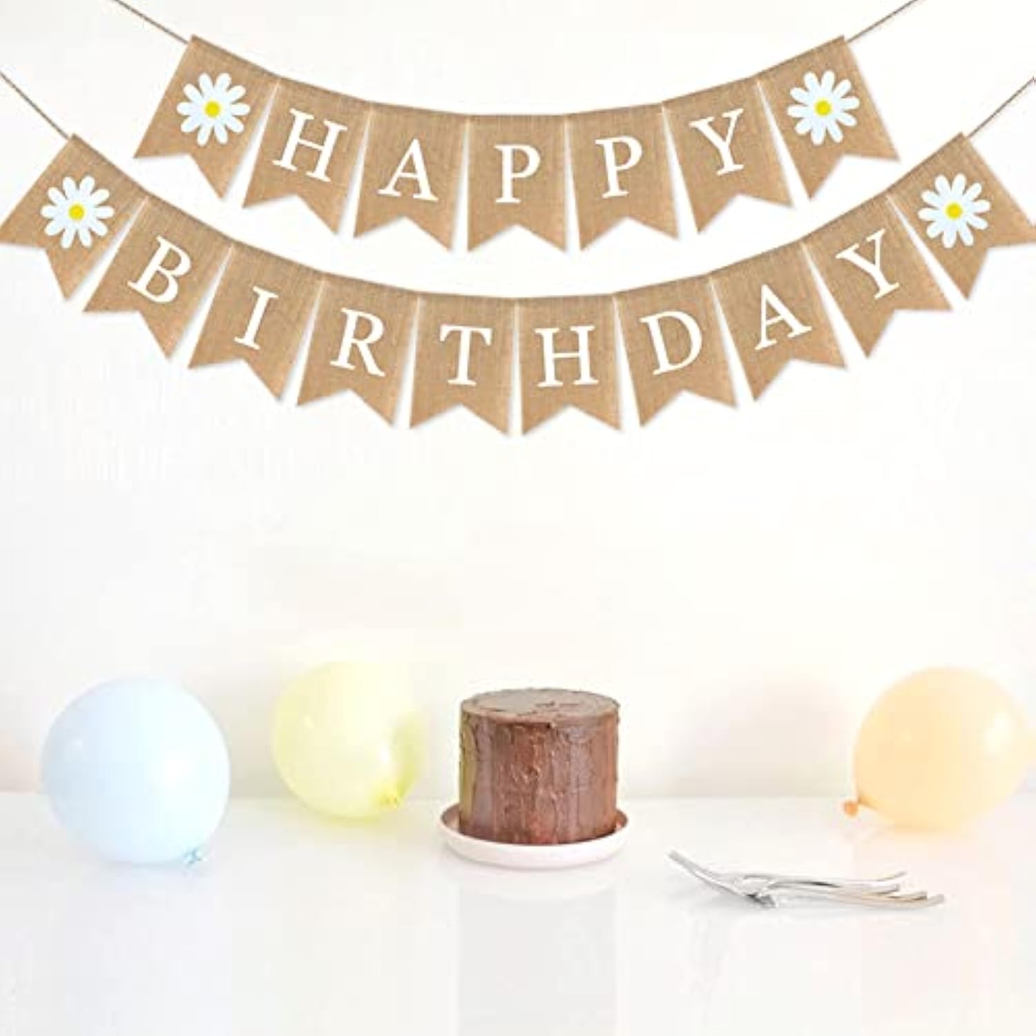 Daisy Themed Birthday Banner - Happy Spring Decoration With Flowers For Fireplace Mantle