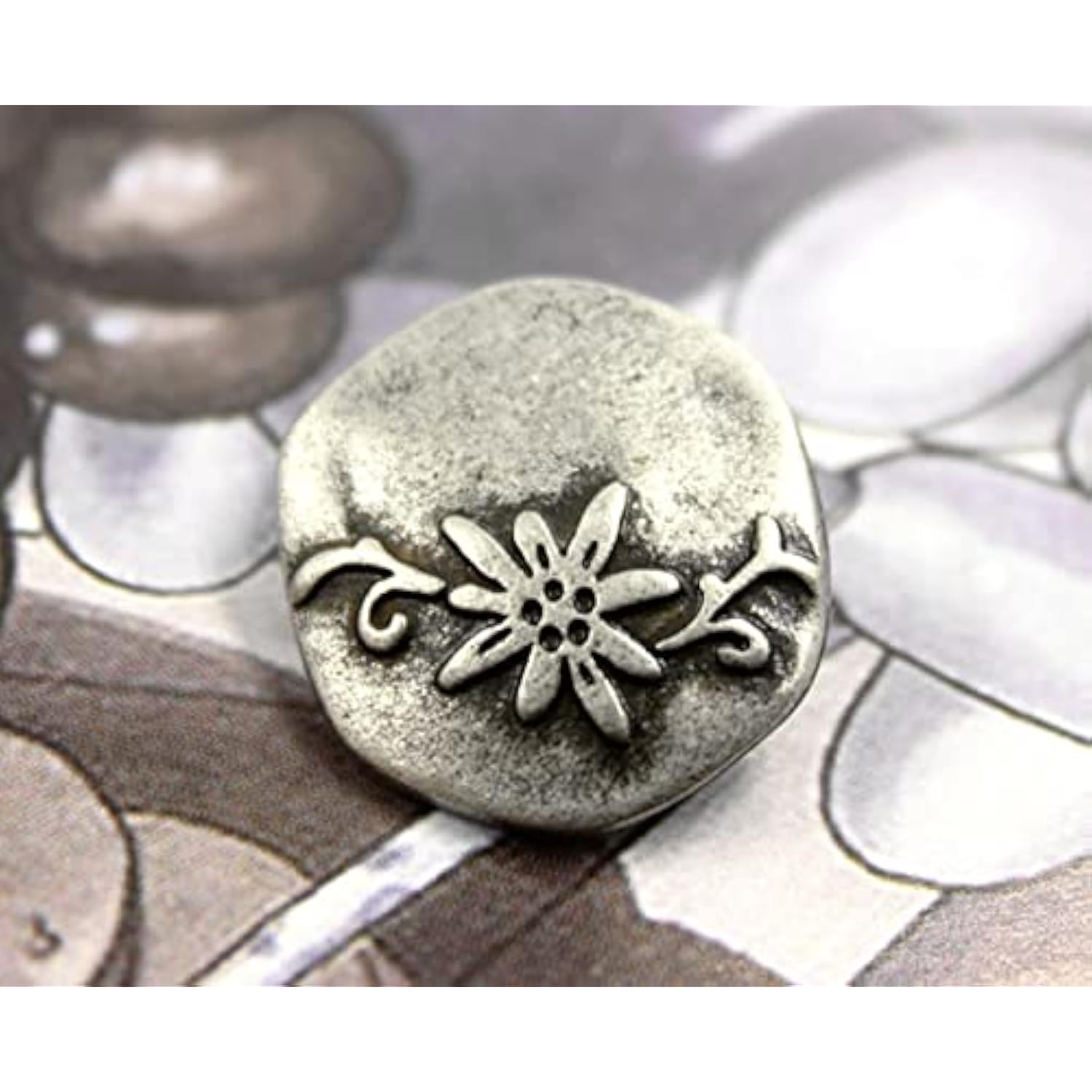 10 Pieces Hexagon Vine Flower Metal Shank Buttons. 20Mm (3/4 Inch) (An