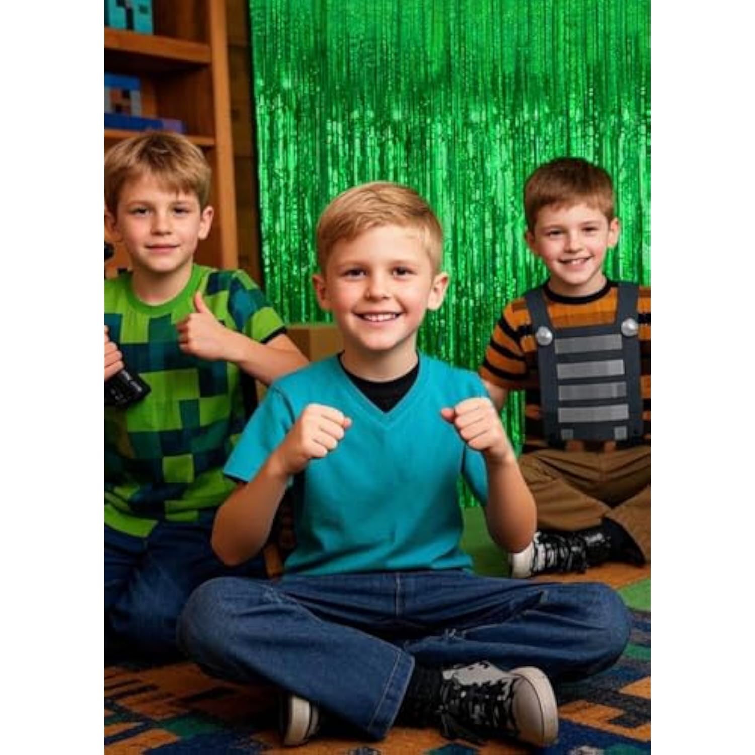 2Pcs Green Birthday Photo Backdrop, Tinsel Streamers & Party Favors