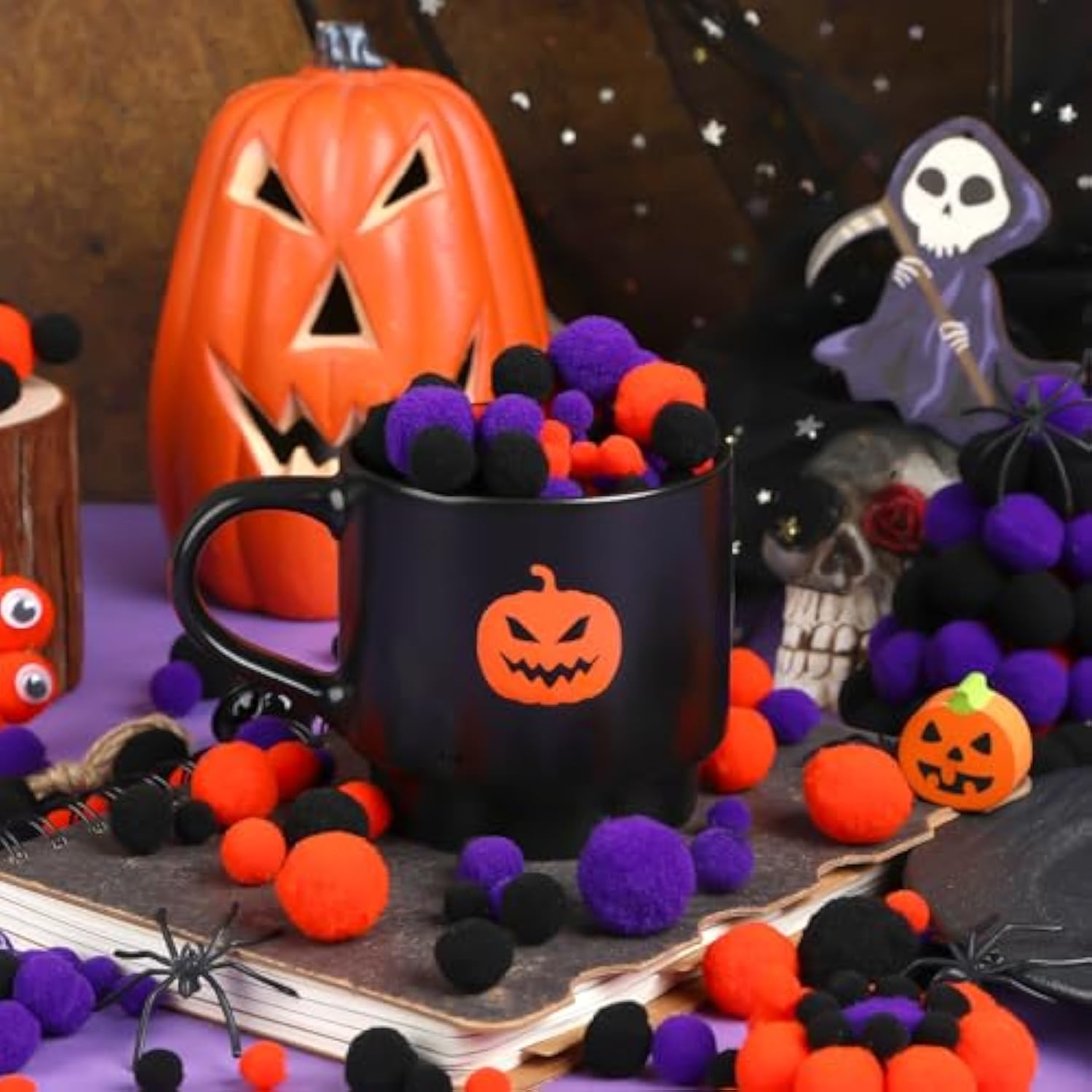 Halloween Pom Poms with Googly Eyes: DIY Craft Decoration Set