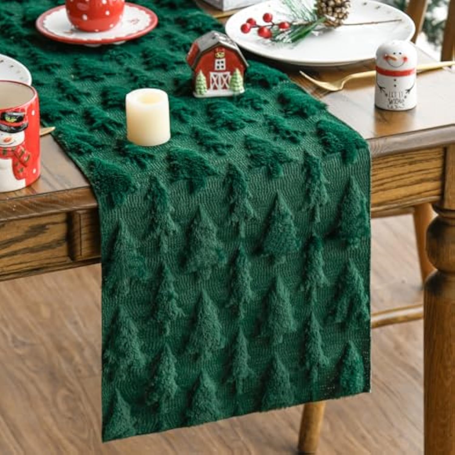Green Christmas Trees Soft Plush Faux Fur Jacquard Christmas Table Runner, Holiday Kitchen Dining Table Decoration For Home Party Decor 13X72 Inch