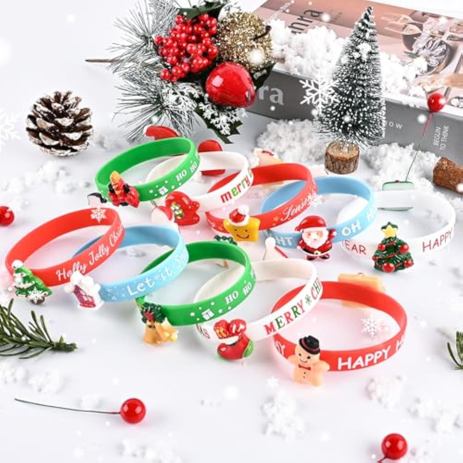 20 Pieces Merry Christmas Rubber Bracelets Silicone Wristbands For Holiday Party Goodies Bags Stuffers Filler Favors Classroom Prizes School Class Exchange Supplies