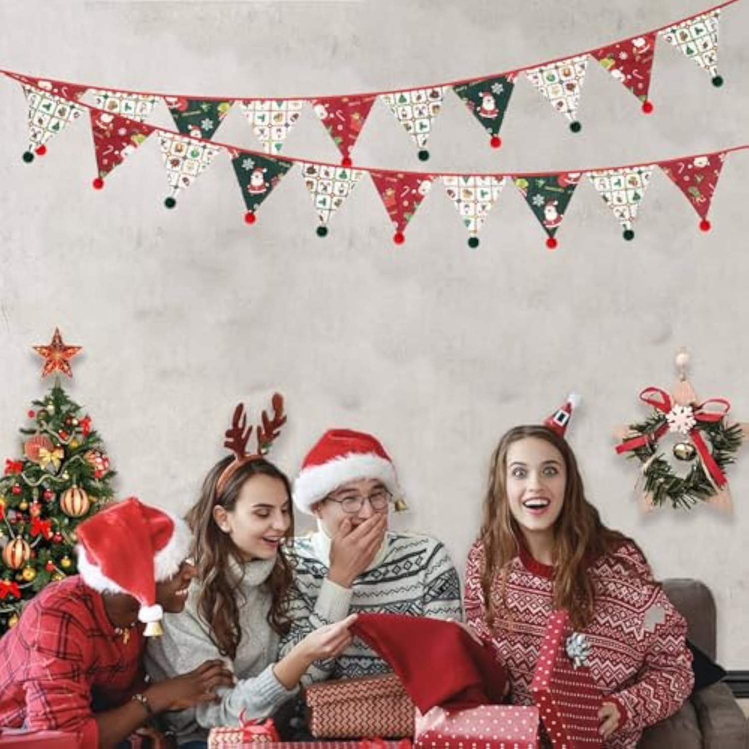 10.5Ft Christmas Red Green Pennant Banner Flags Fabric Balls Pom Pom Triangle Bunting For Wedding Birthday Merry Xmas Party Tent Nursery Kids Room Home Garden Hanging Decorations Supplies