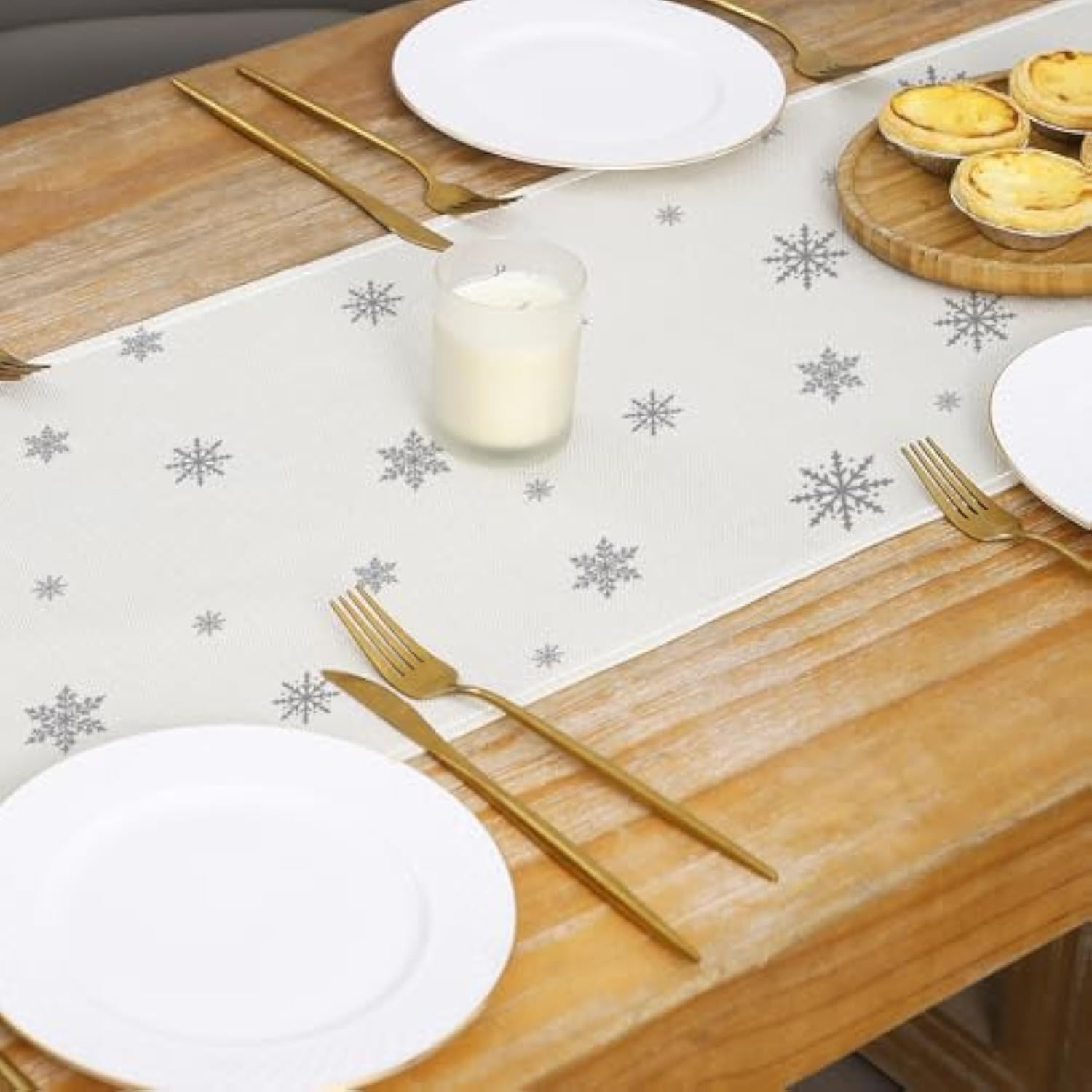 Trees Snowflake Christmas Table Runner Merry Christmas Table Runners Xmas Winter Holiday Kinchen Dining Table Decoration For Home 13X48 Inch