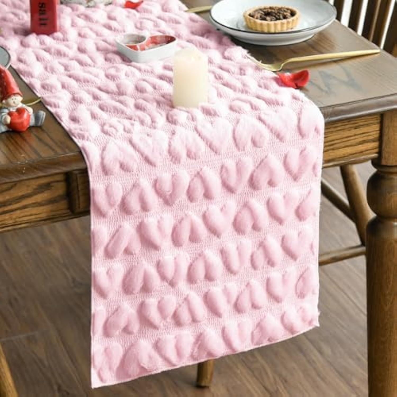 Pink Soft Plush Faux Fur Jacquard Heart Valentine'S Day Table Runner, Seasonal Kitchen Dining Table Decoration For Home Party Decor 13X72 Inch
