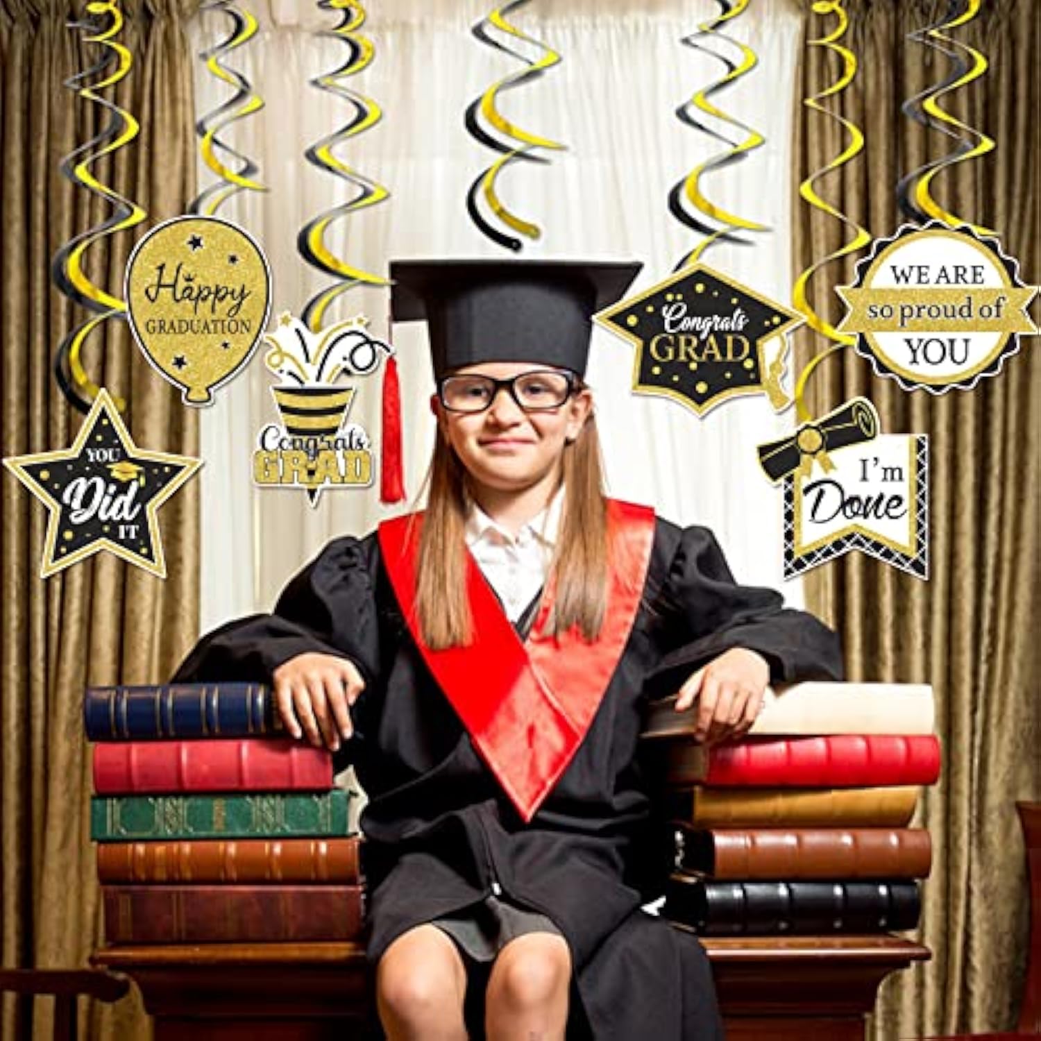 Black & Gold Masters Degree Graduation Banner - She Came, She Saw, She Mastered