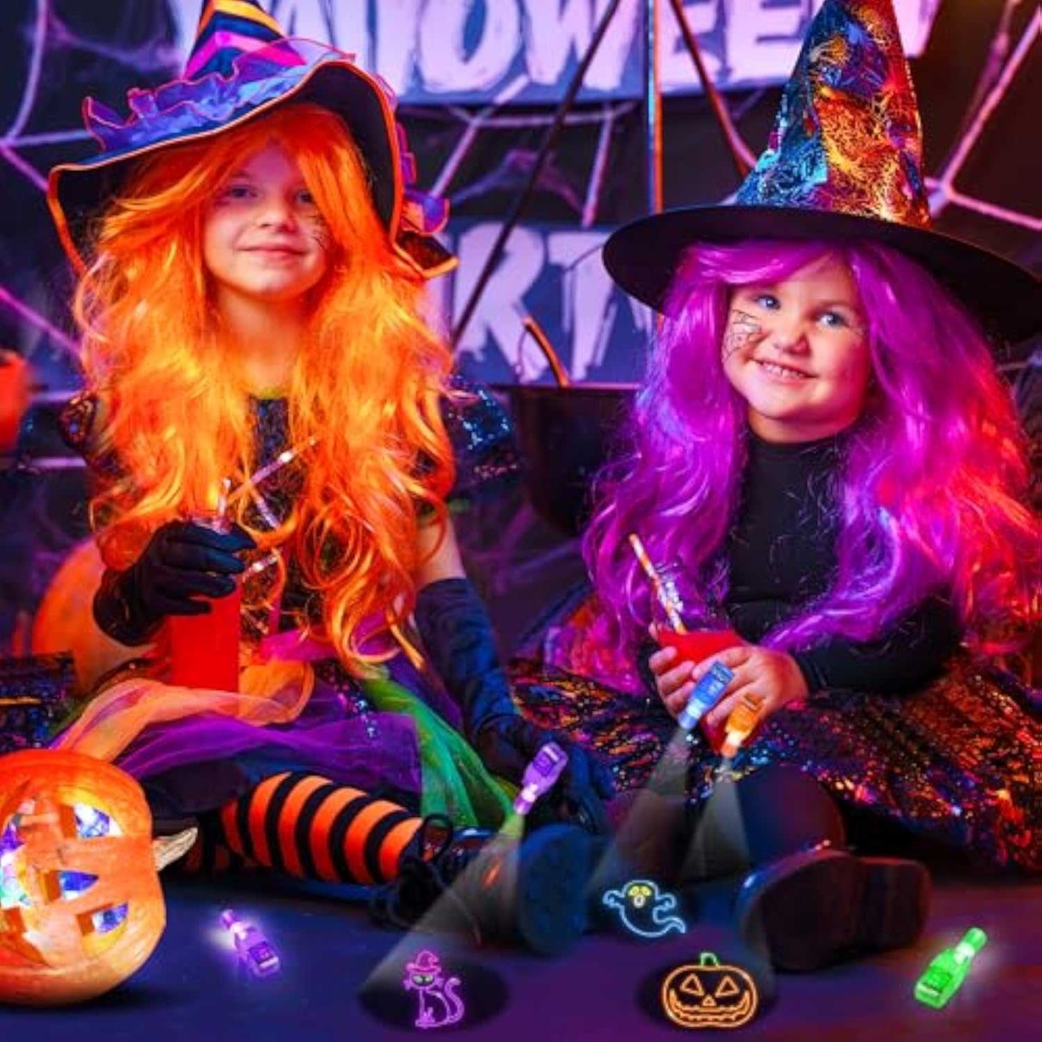 Halloween Party Favors For Kids, 40 Finger Lights Halloween Goodie Bag Stuffers Pinata Fillers Prizes Glow In The Dark Hallo Ween Toys Bulk Treats Non Candy Classroom Favors Kids Trick Or Treat Gift