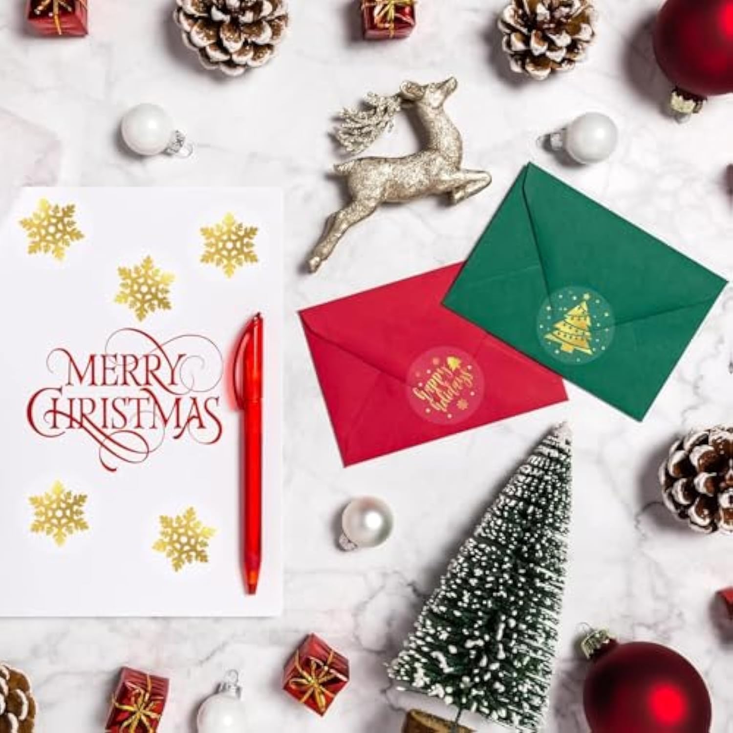 Merry Christmas Stickers Roll Gold Foil Snowflake Xmas Tree Paper Decals 6 Design Sparkly Winter Self-Adhesive Decorative Stickers For Envelope Sealing Invitation Card Party Supplies, 500Pcs