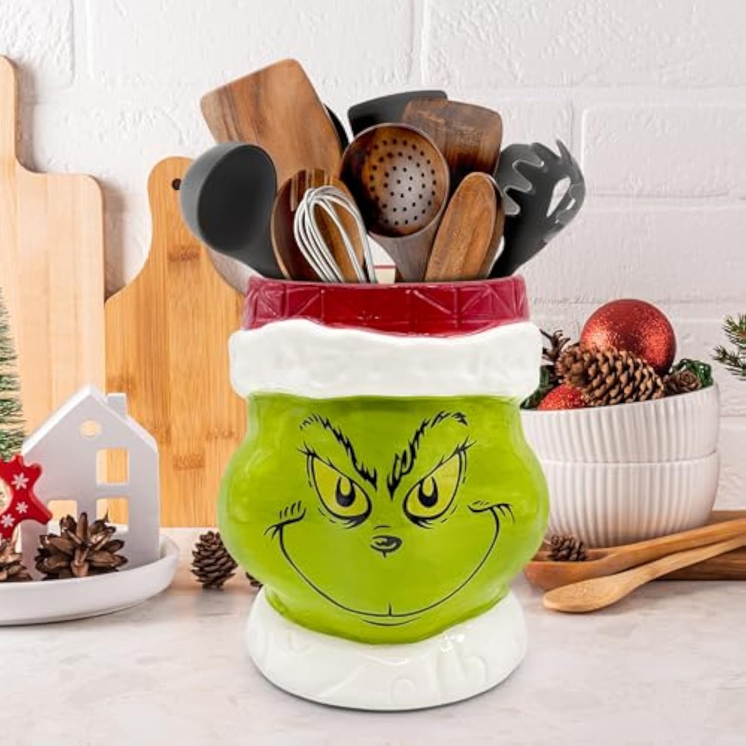 Christmas Kitchen Decor Ceramic Green Utensil Holder, Cute Christmas Utensils Holder, Green Ceramic Utensils Crock For Rustic Farmhouse Indoor Kitchen Decorations(6.3 Inches)