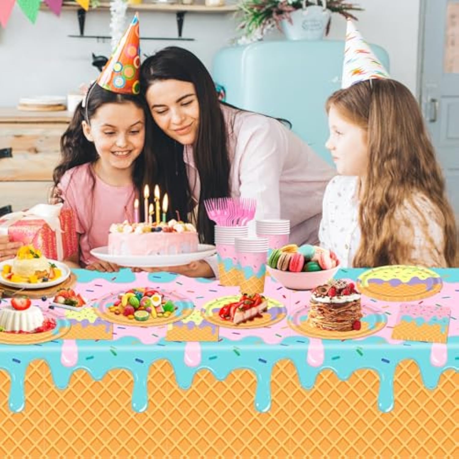 121Pcs Summer Ice Cream Party Supplies Kit, Lncludesice Cream Themed Plates Cups Napkins Cutlery Touchdown Tablecloth, For Baby Shower, Ice Cream Birthday Party Decorations ,Serve 24