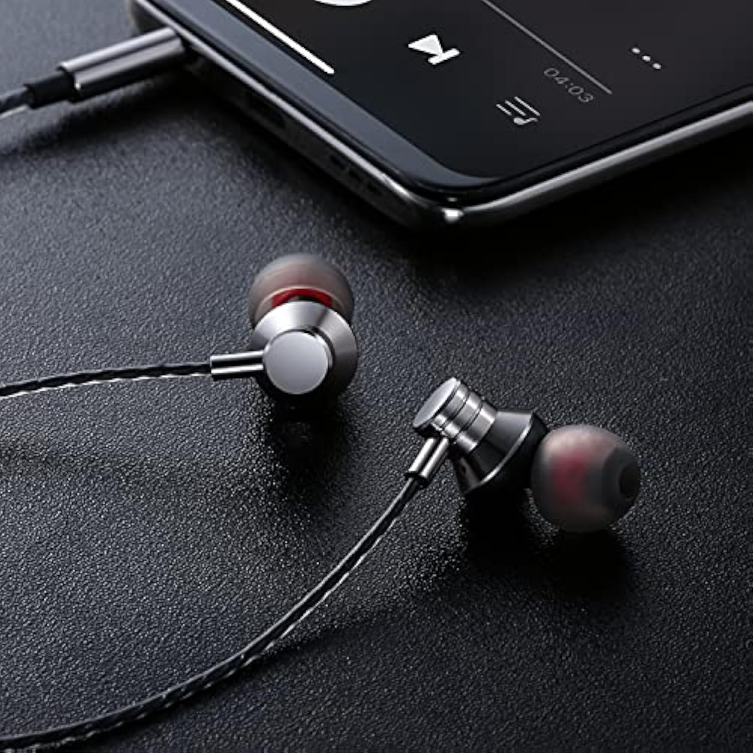 Wired Earbuds Headphones With Microphone Stereo Bass Earphones Noise Isolation