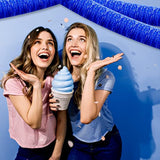 6 Pack 6 Feet 2024 New Year Foil Fringe Garland Metallic Tassle Banner Wall Hanging Tinsel Streamers Backdrop For Parade Floats, Wedding, Birthday, Graduation Party Decorations(Black Gold)