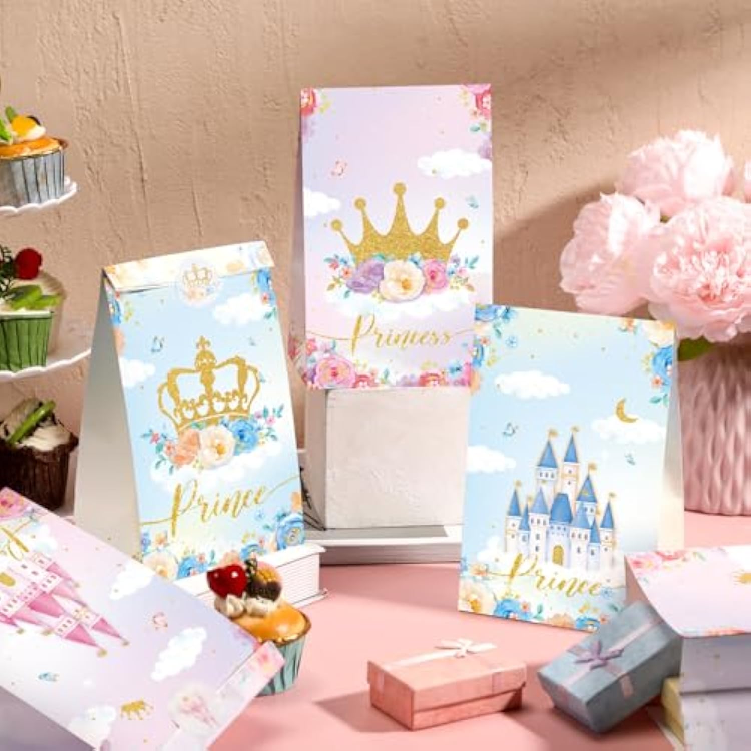 32 Pcs Princess Prince Favor Bags Princess Crown Castle Party Bags Include 4 Style Sticker Handles Candy Goodie For Gender Reveal Bridal Shower Wedding Supplies