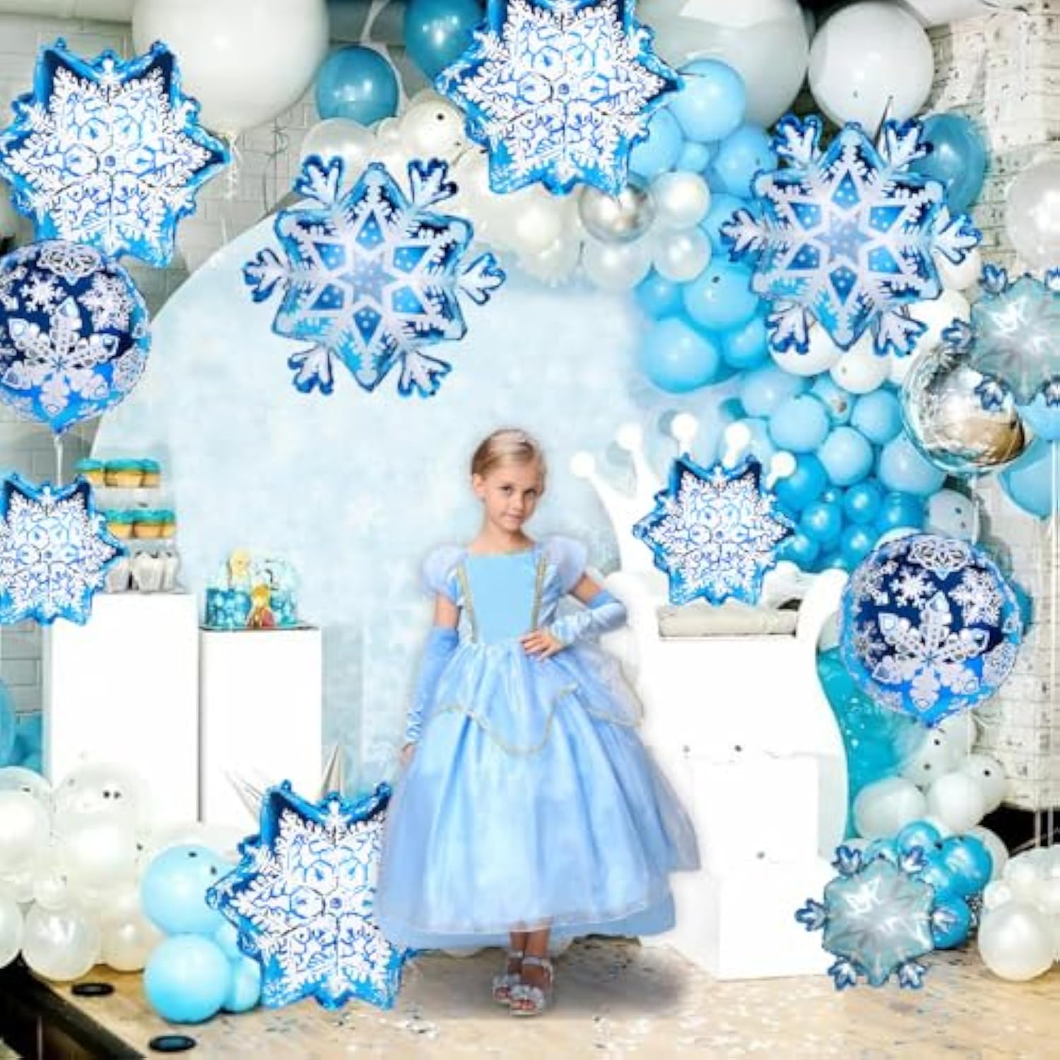 14Pcs Snowflake Balloons Snowflake Frozen Balloons For Christmas Winter Wonderland Party Decorations,Snowflake Aluminum Foil Mylar Balloons For New Year Birthday Theme Party Supplies.