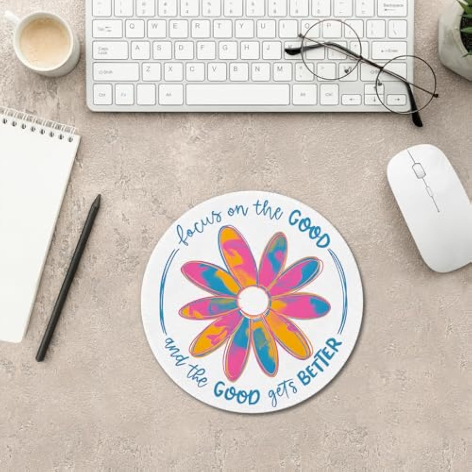 Boho Inspirational Motivational Mental Health Mouse Pad, Focus On The Good Mat With Non-Slip Rubber Base For Home Office Desk Accessories, Gifts For Women Men Teather, 7.9X7.9 Inch