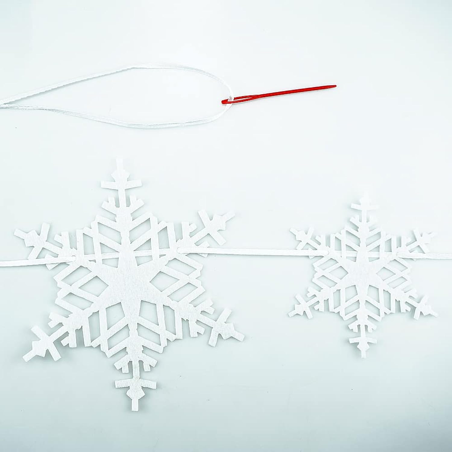 White Snowflake Garland Felt Banner Winter Garland Snow Banner Christmas Snowflakes Holiday Party Decorations Pack Of 2