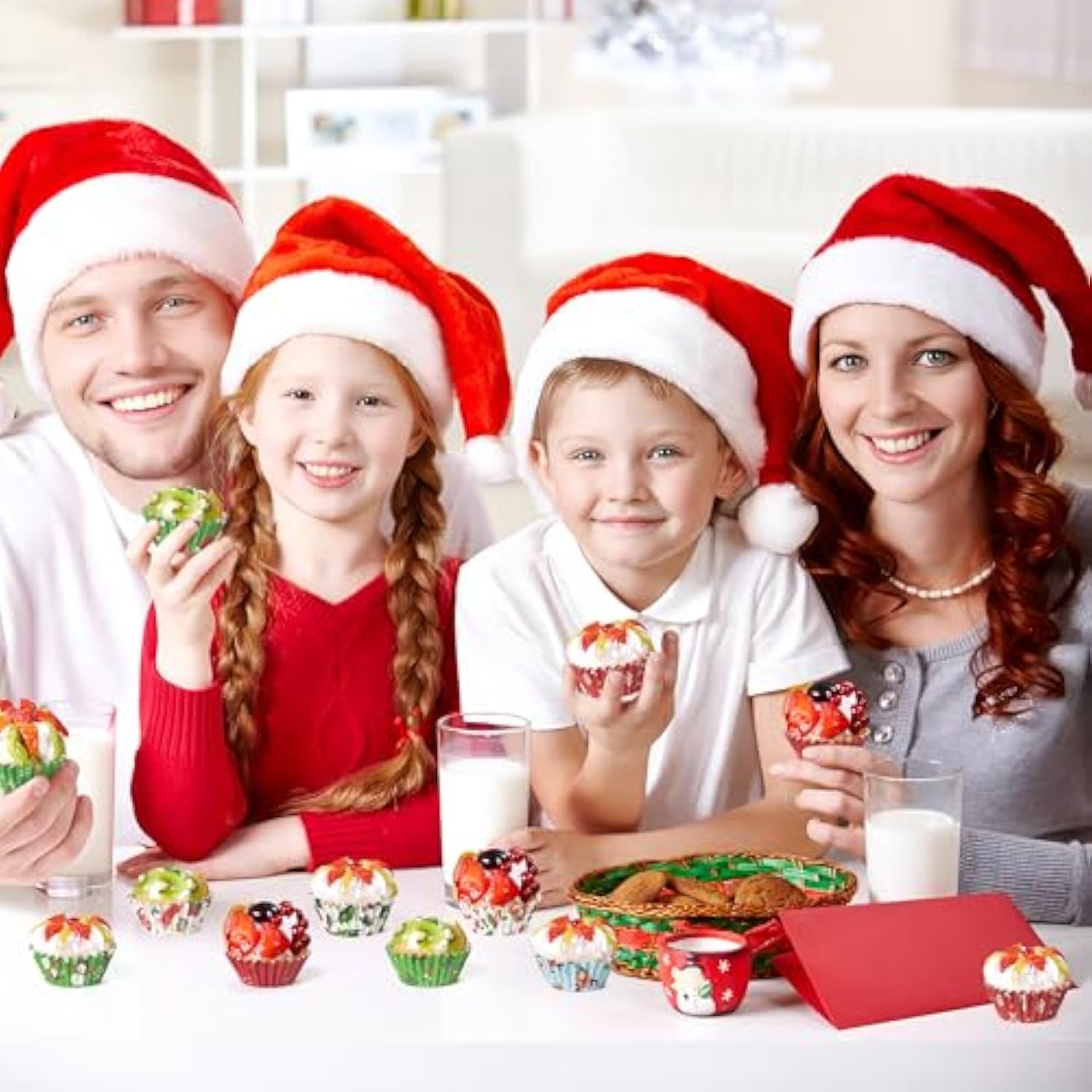 600Pcs Christmas Mini Cupcake Paper Liners, Merry Christmas Baking Cups Muffin Case Cupcakes Wrappers, Xmas Tree Santa Claus Snowman Cake Wrap Making Supplies For Xmas Eve Party (10 Styles)