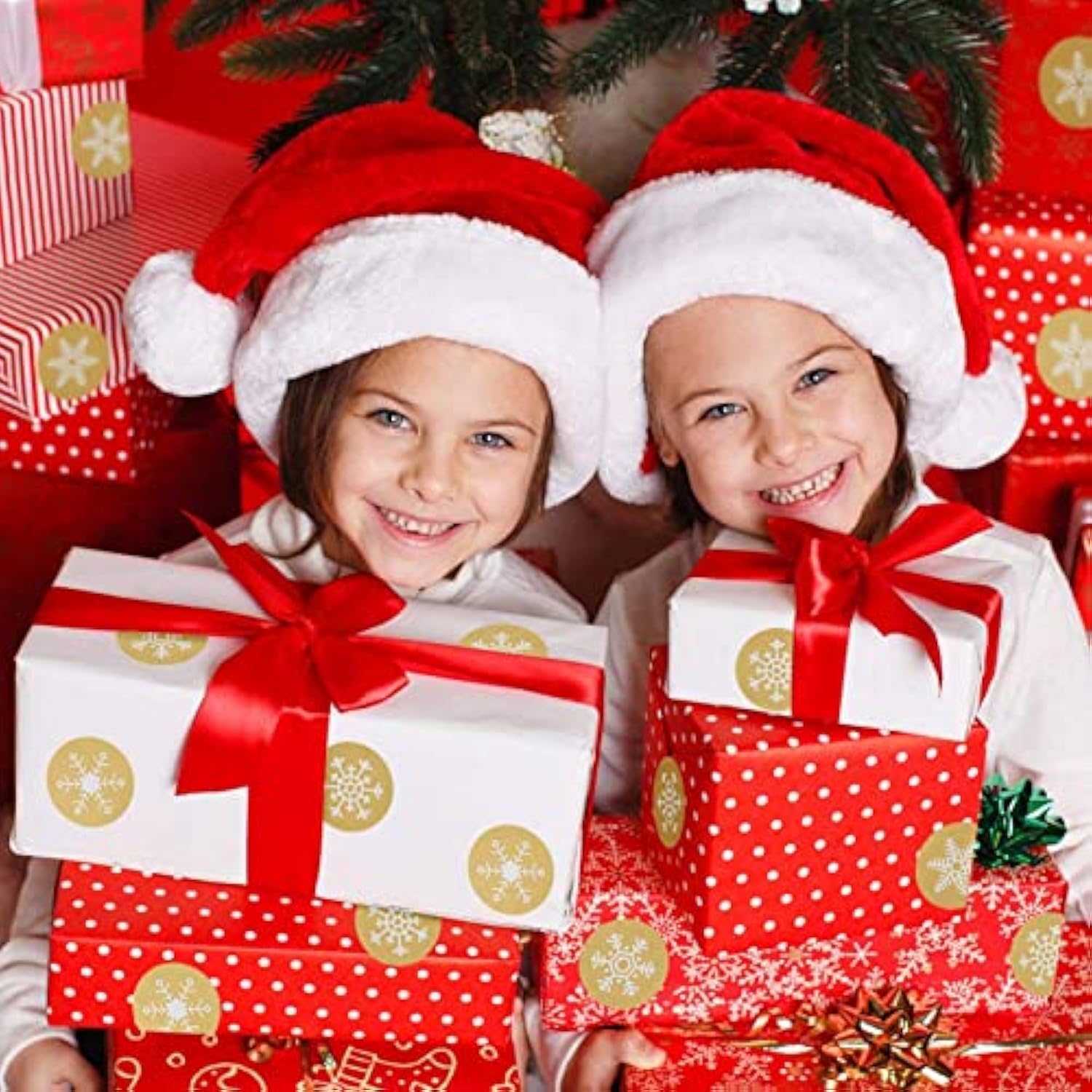 Snowflakes Christmas Stickers, Holiday Envelope Stickers Family Classroom New Year Decor Presents 500Pcs Per Roll With 4 Different Designs