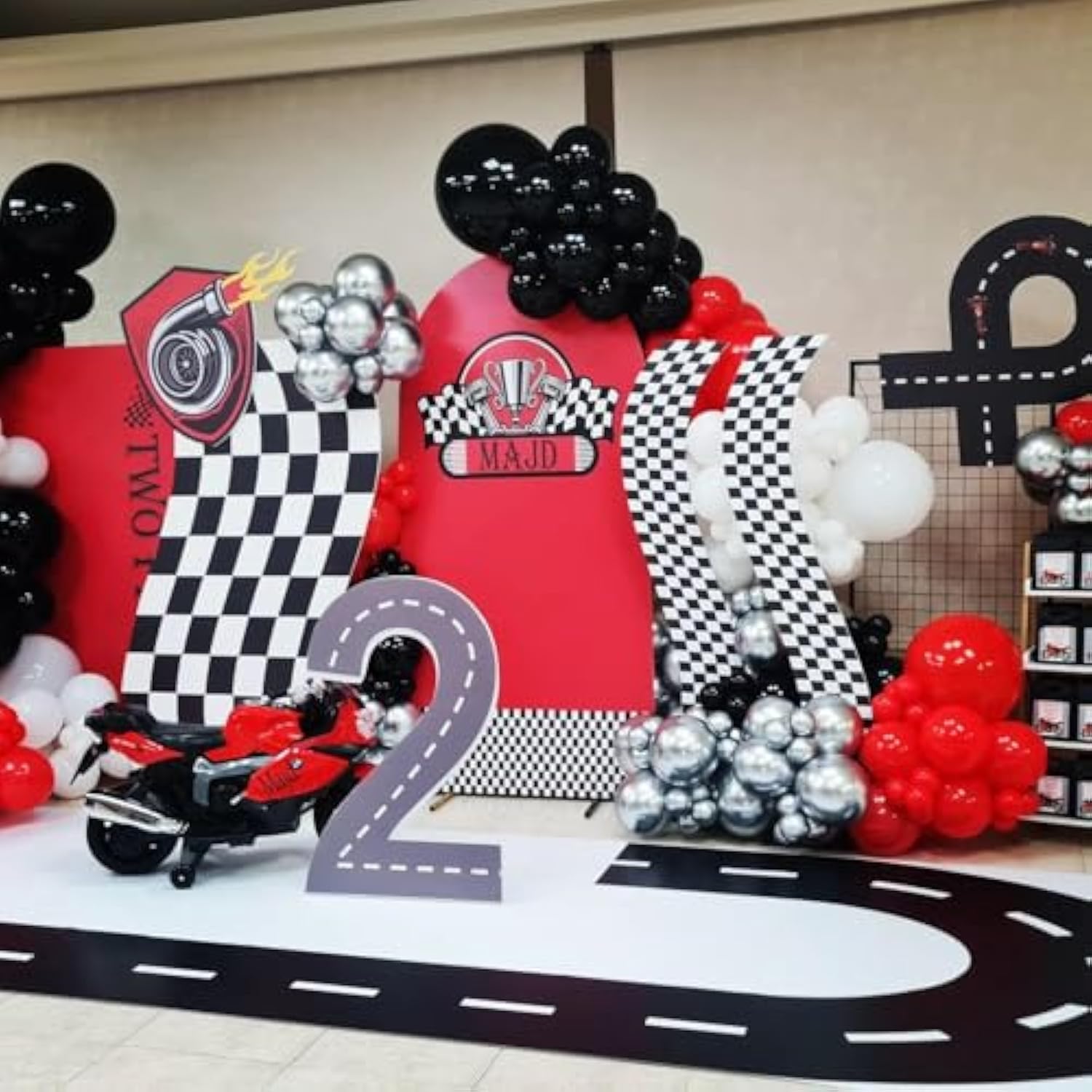 Red Black And White Balloon Arch Kit, 201Pcs Explosion Star Red Black White Silver Latex Balloon Garland Kit, Different Size Balloons For Anniversary Birthday Racing Car Poker Party Decoration