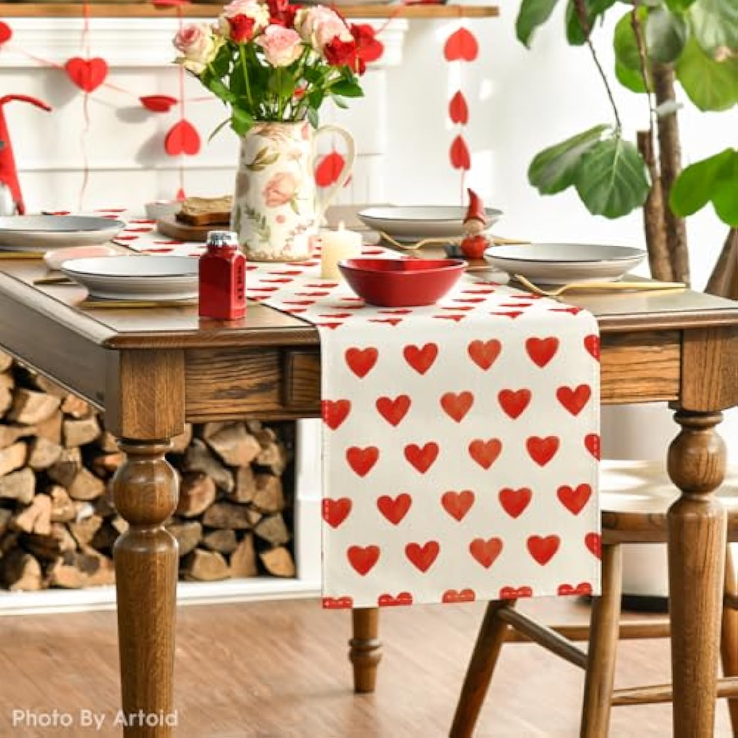 Love Heart Valentine'S Day Table Runner, Seasonal Anniversary Kitchen Dining Table Decoration For Indoor Home Party 13X72 Inch